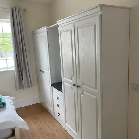 公寓 Hillside House- Pine View *