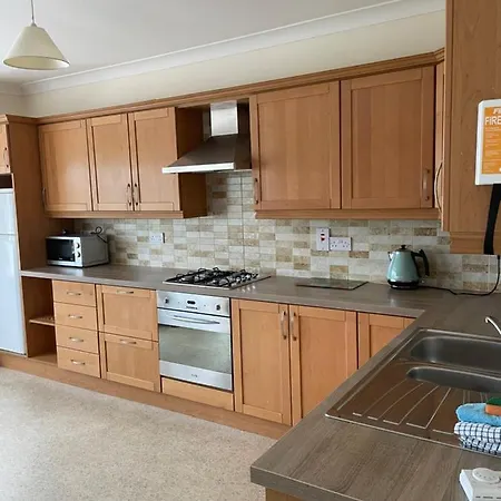 Apartment Hillside House- Pine View