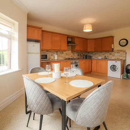 Hillside House- Pine View * Ballinamuck